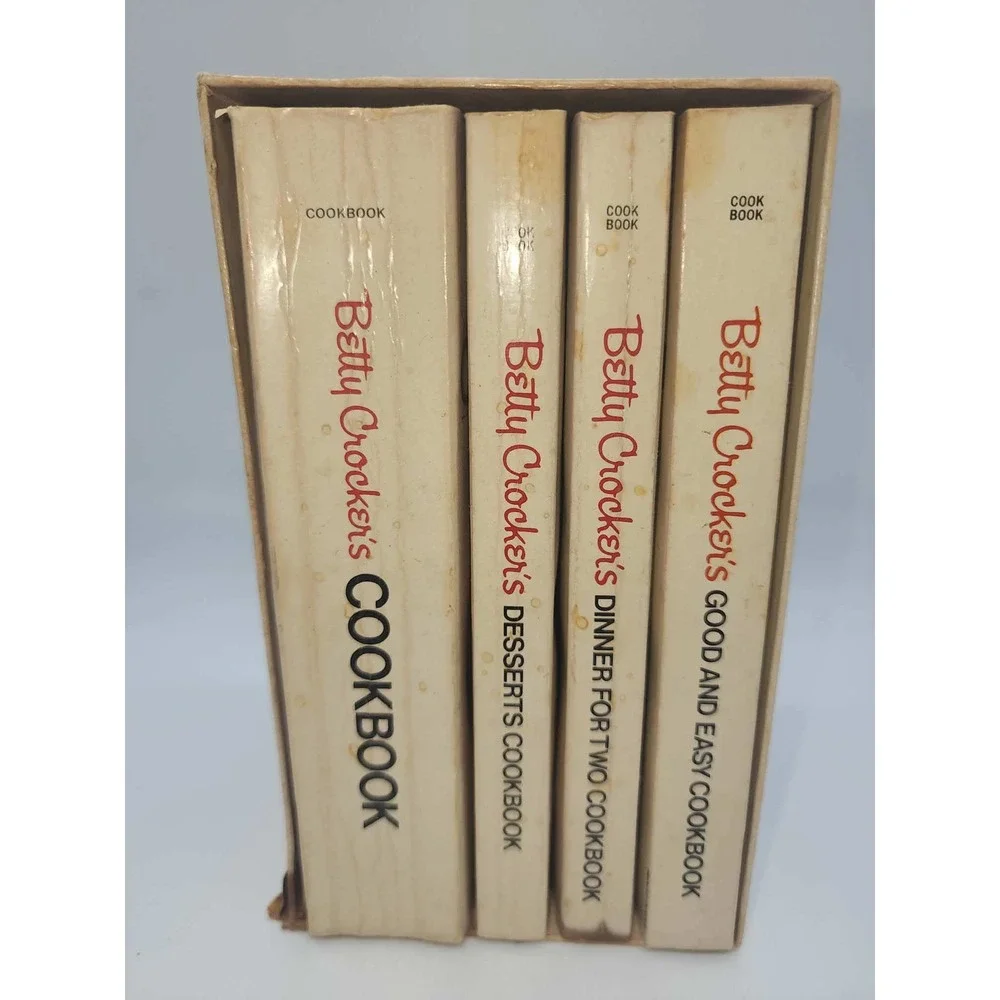 Vintage Cooking with Betty Crocker 4 Book Boxed Set Cookbook Desserts 1970s - Picture 3 of 14